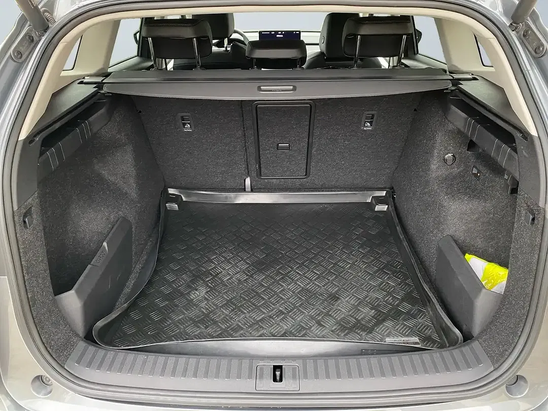 Skoda Enyaq 80 Loft - Thumbnail 14