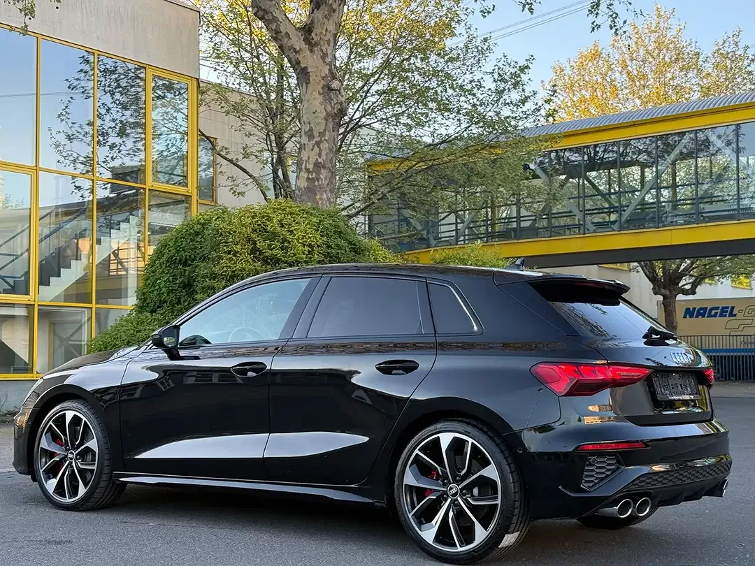 Audi S3 2.0 TFSI quattro Matrix LED Sportback - Thumbnail 10