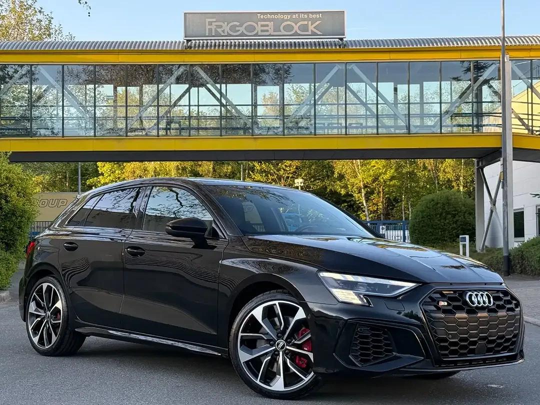 Audi S3 2.0 TFSI quattro Matrix LED Sportback - Thumbnail 3