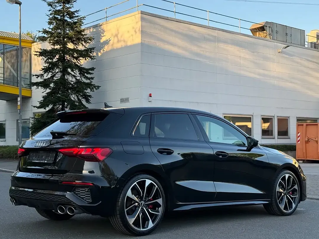 Audi S3 2.0 TFSI quattro Matrix LED Sportback - Thumbnail 8