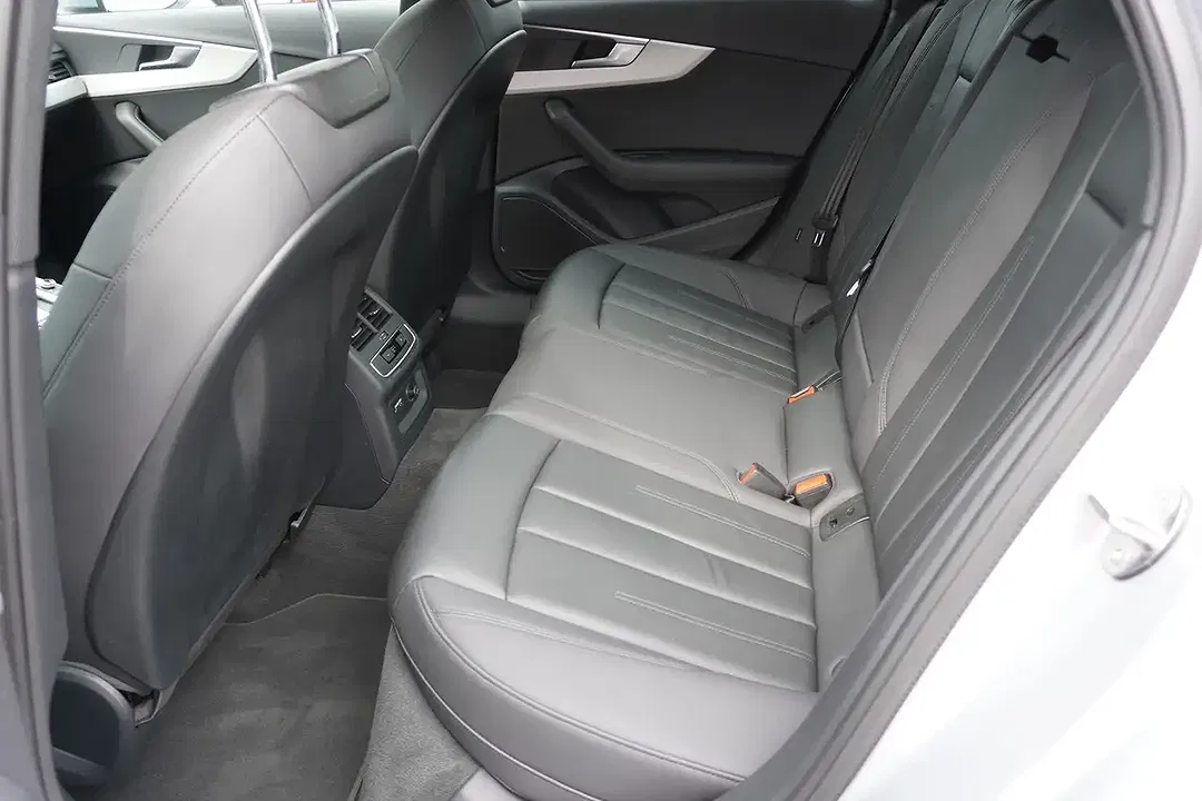 Audi A4 40 TDI S tronic Avant advanced - Thumbnail 9