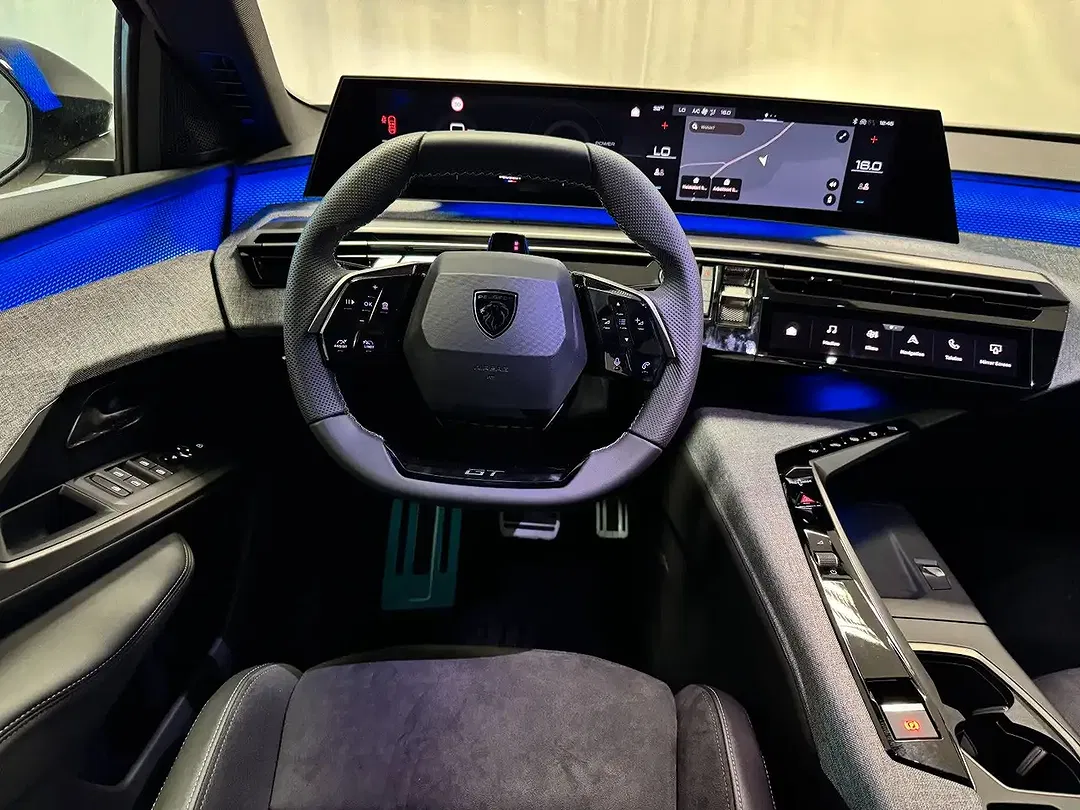 Peugeot 5008 145 Hybrid GT Exclusive - Thumbnail 13