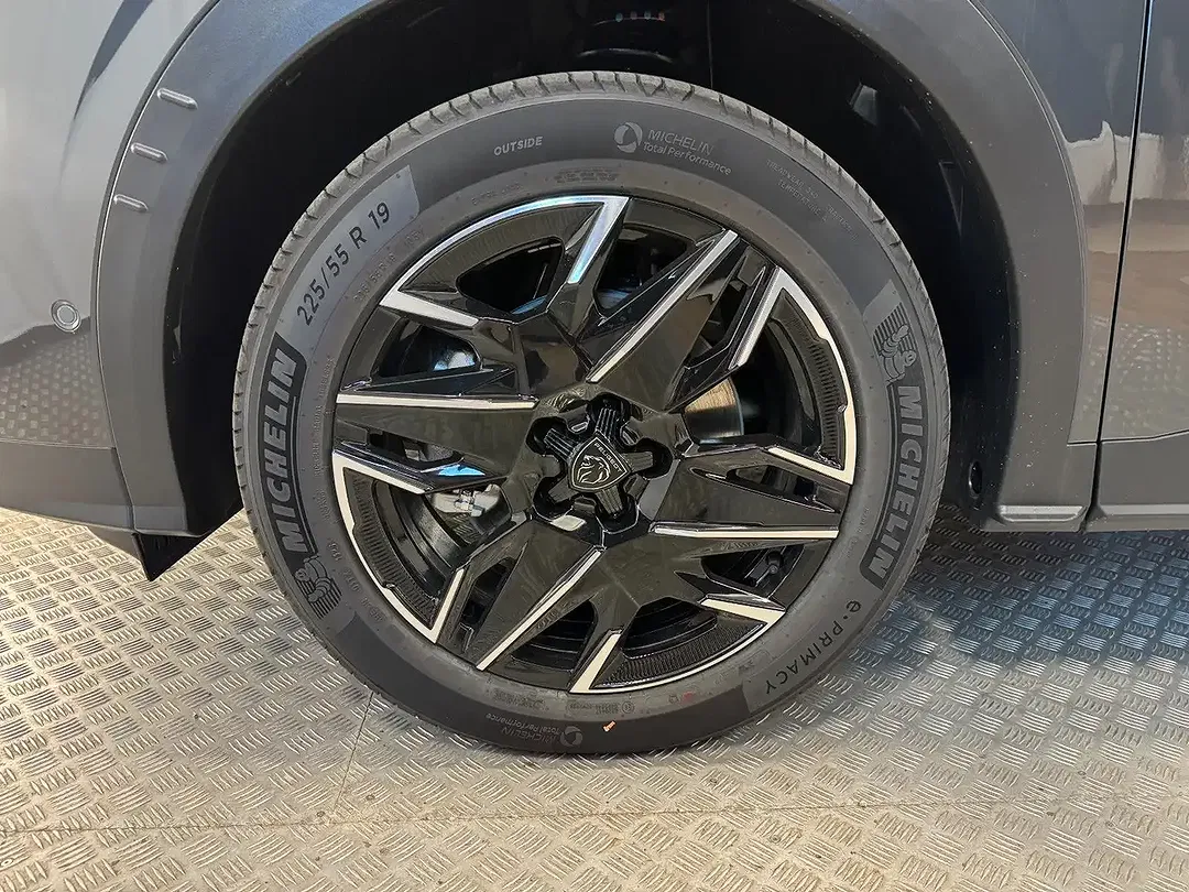 Peugeot 5008 145 Hybrid GT Exclusive - Thumbnail 31