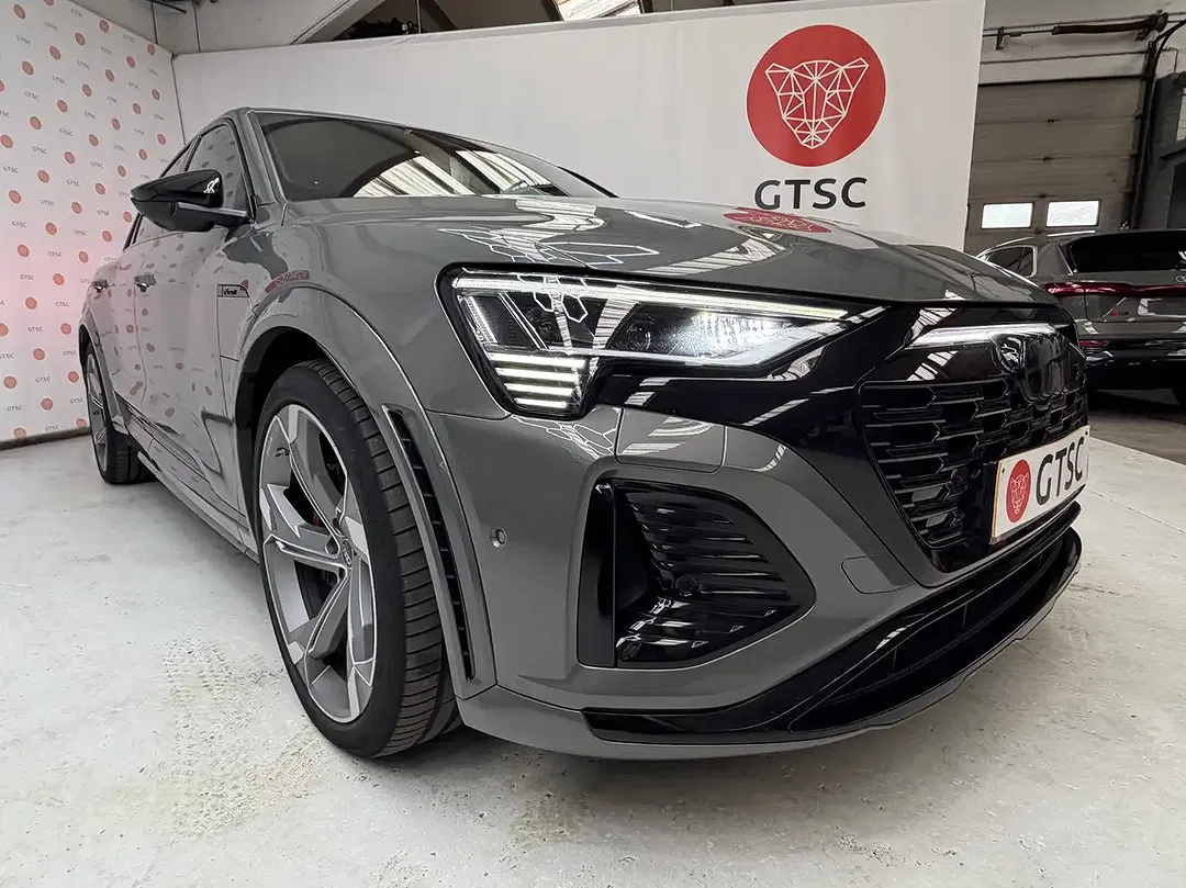 Audi SQ8 e-tron Matrix LED - Thumbnail 13