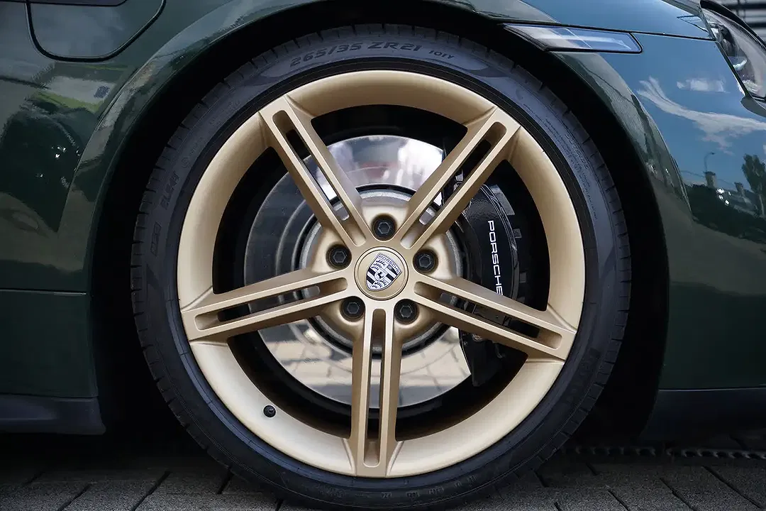 Porsche Taycan Sport Turismo - Thumbnail 15