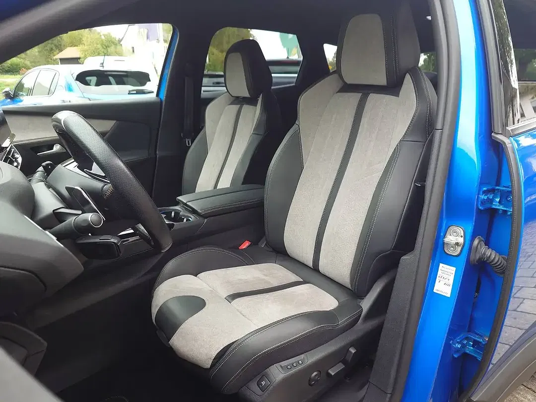 Peugeot 3008 4x4 Hybrid4 GT - Thumbnail 10