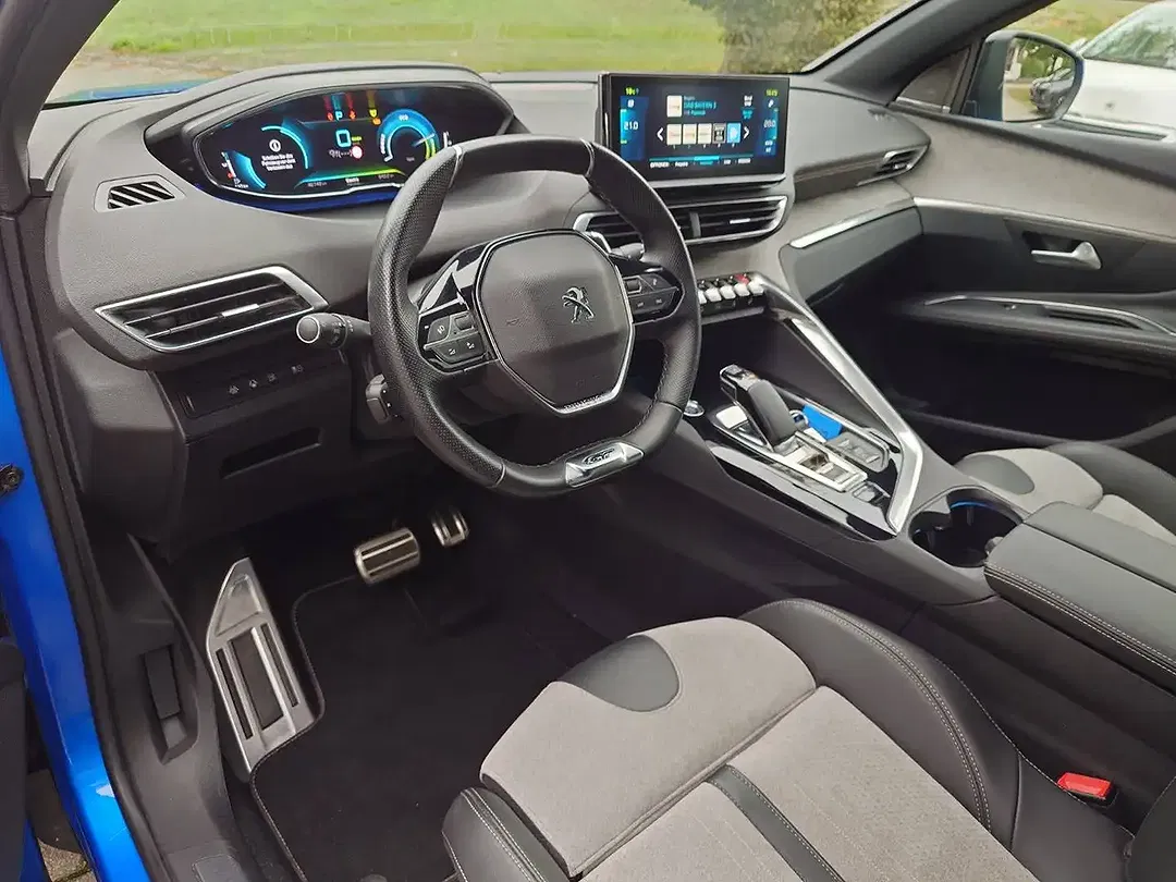 Peugeot 3008 4x4 Hybrid4 GT - foto 15