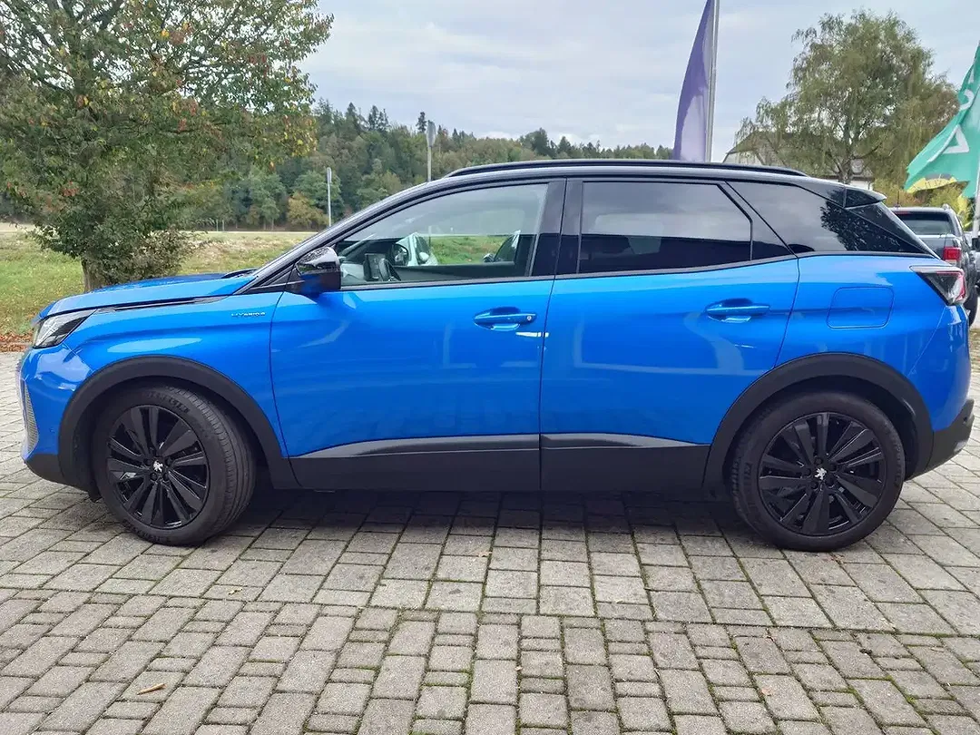 Peugeot 3008 4x4 Hybrid4 GT - foto 2