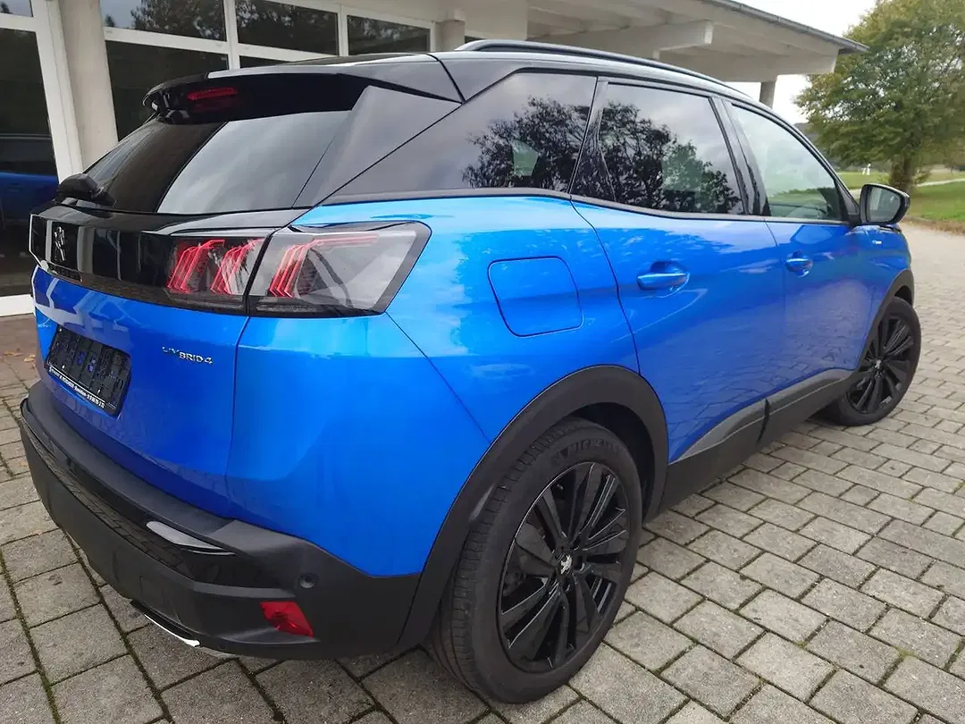 Peugeot 3008 4x4 Hybrid4 GT - Thumbnail 5