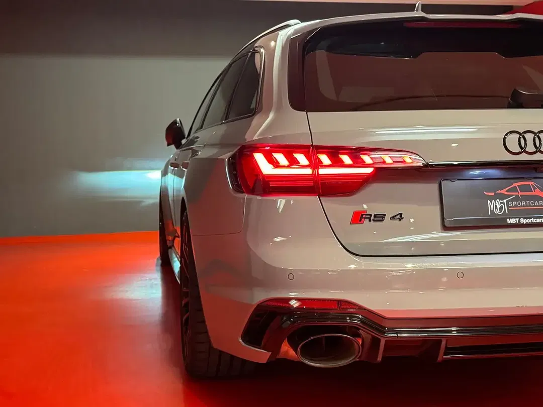 Audi RS4 2.9 TFSI quattro - Thumbnail 13