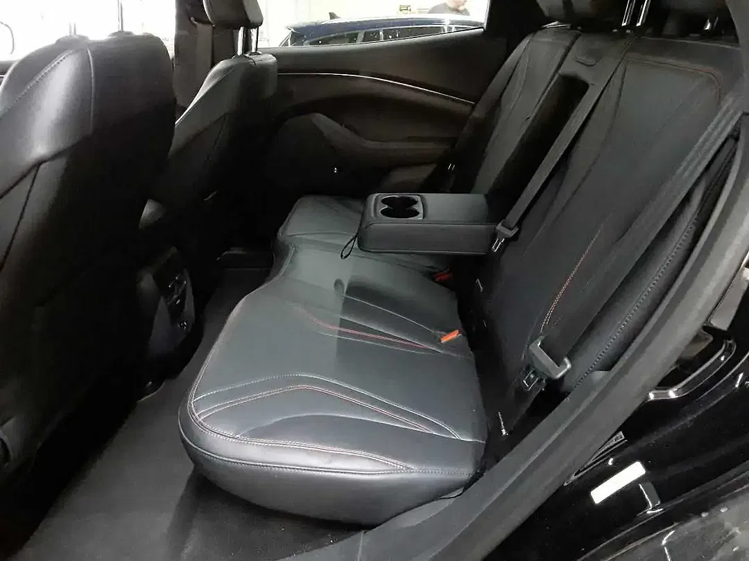 Ford Mustang 4x4 - Thumbnail 7