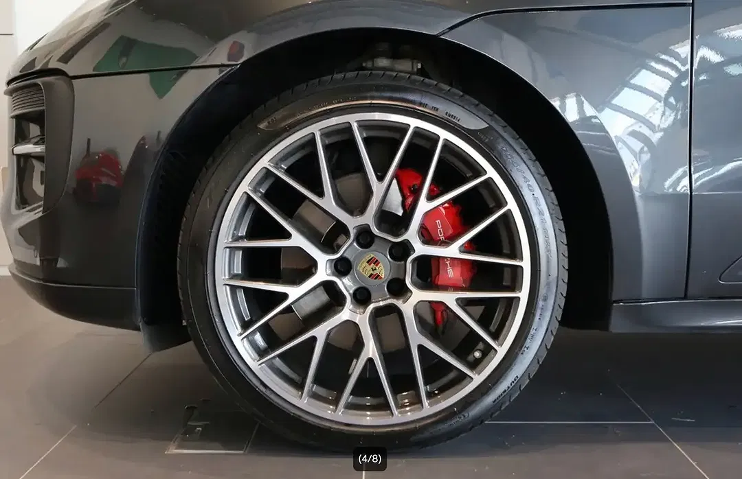 Porsche Macan GTS - Thumbnail 4