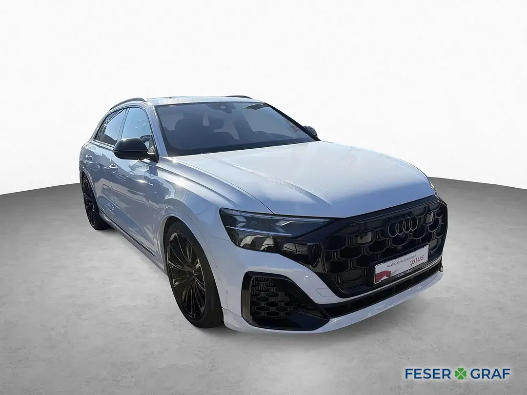 Audi Q8 TFSI e tiptronic S line - foto 1