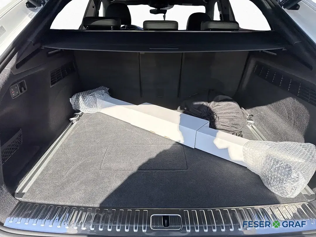Audi Q8 TFSI e tiptronic S line - Thumbnail 5
