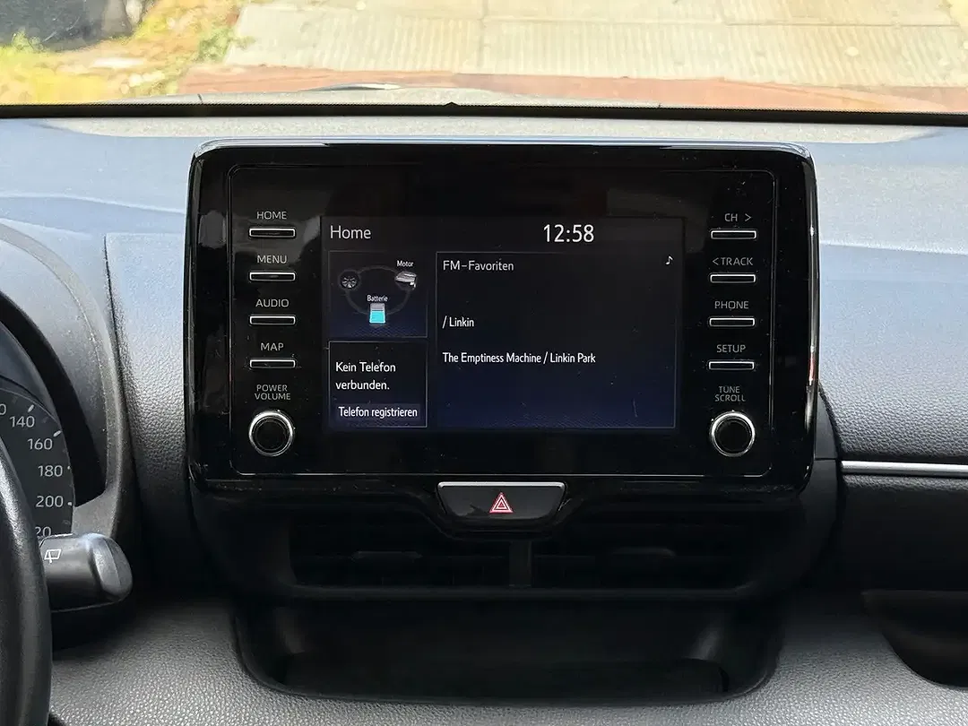 Toyota Yaris 1.5 Hybrid Comfort - Thumbnail 11