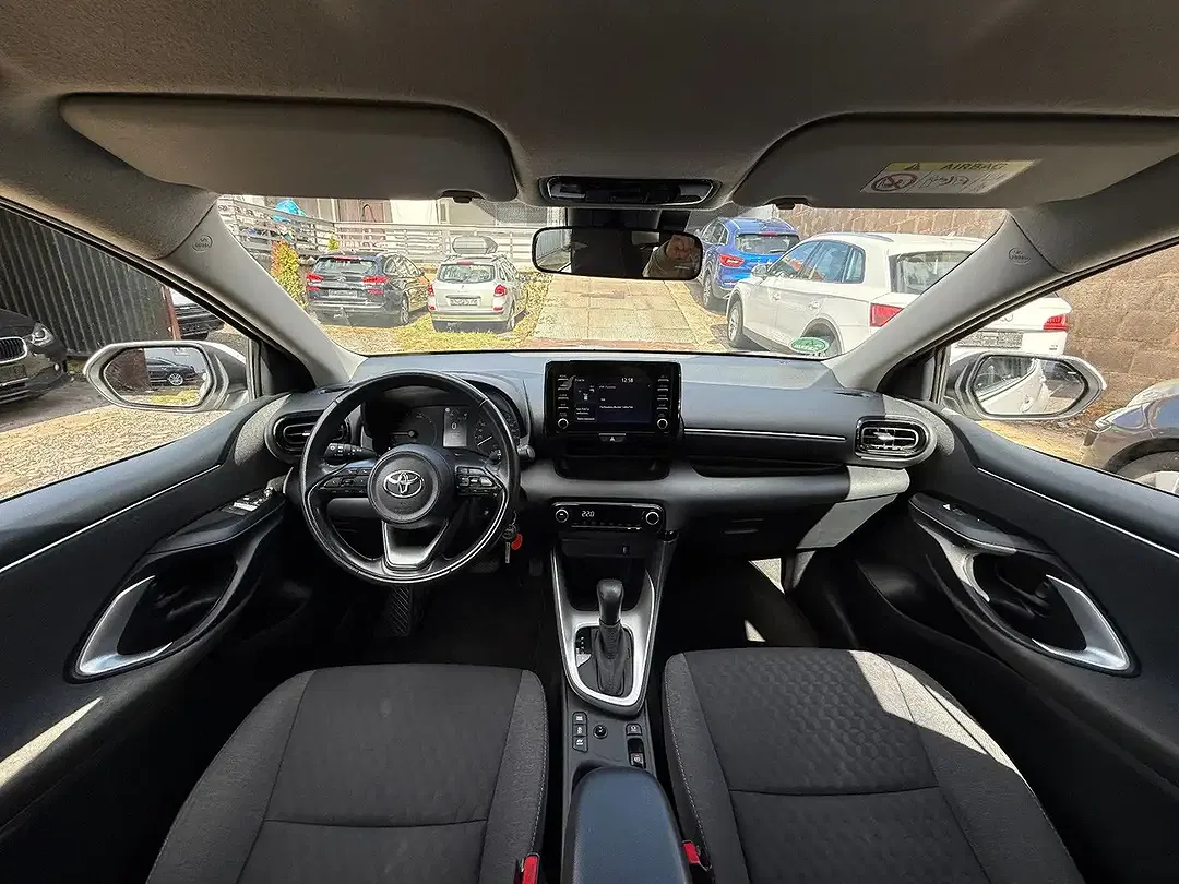 Toyota Yaris 1.5 Hybrid Comfort - Thumbnail 8