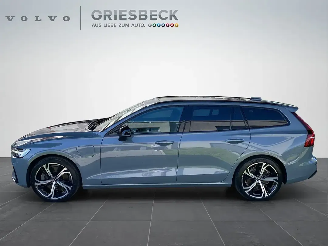 Volvo V60 T8 Recharge Ultimate Dark - foto 2