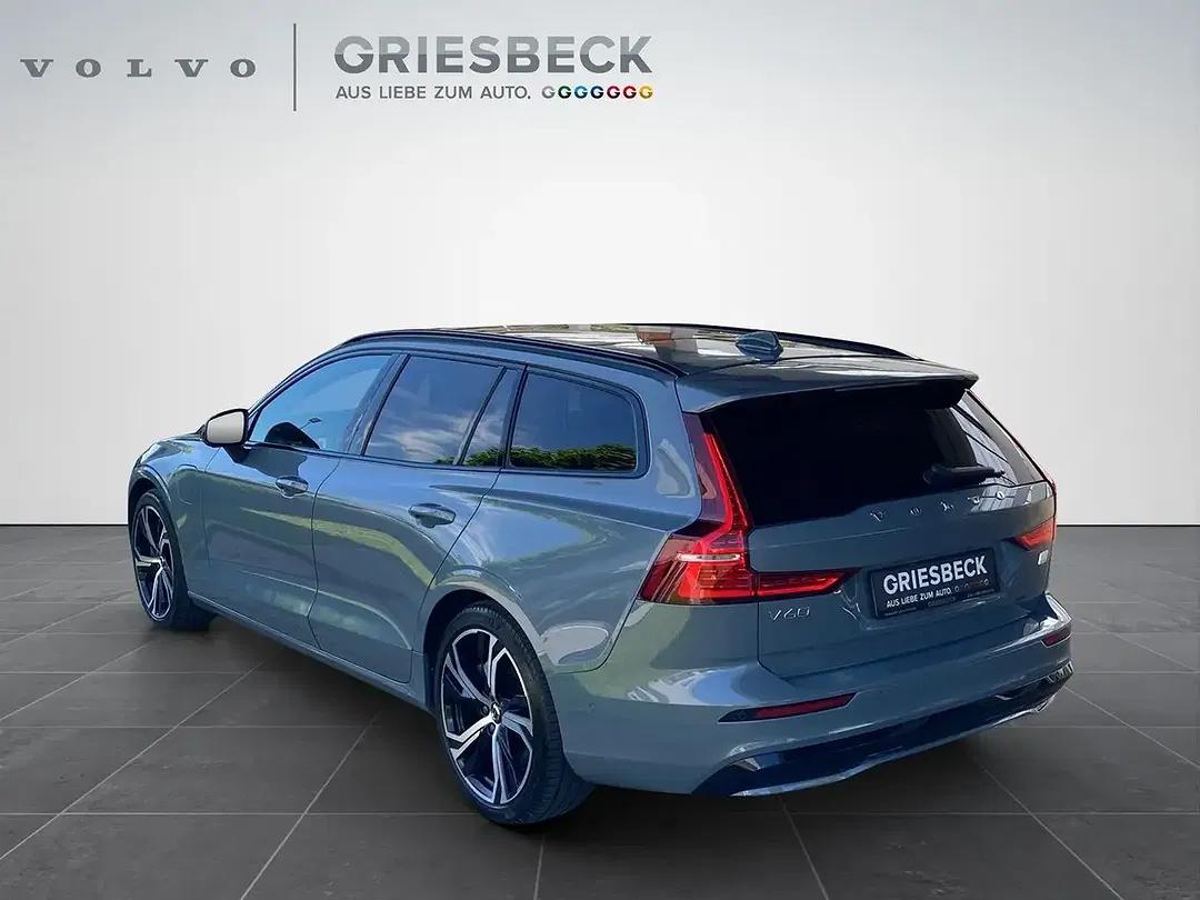 Volvo V60 T8 Recharge Ultimate Dark - Thumbnail 3