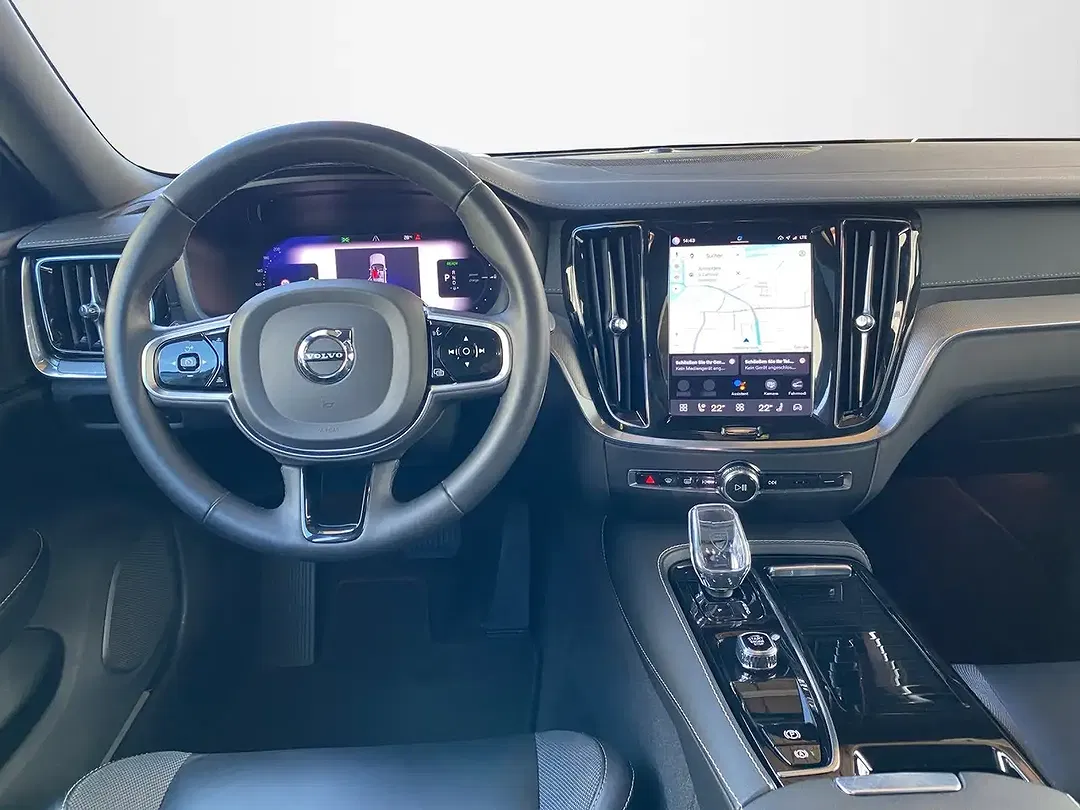 Volvo V60 T8 Recharge Ultimate Dark - Thumbnail 8