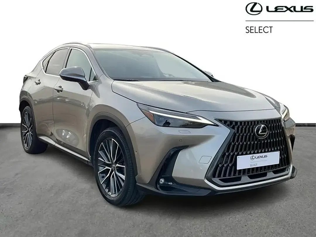Lexus NX 450h+ PHEV - Thumbnail 16