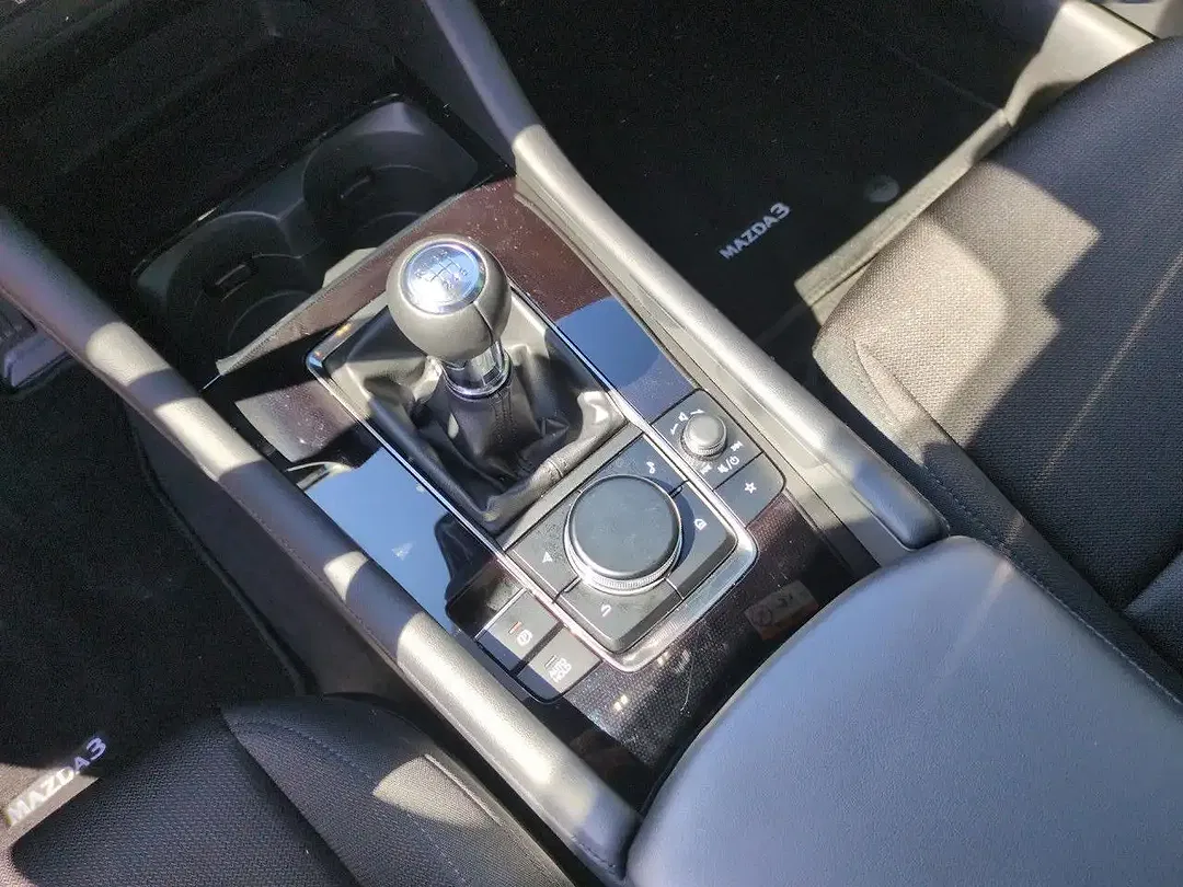 Mazda 3 2.0 e-SKYACTIV-G Centre-Line - Thumbnail 10