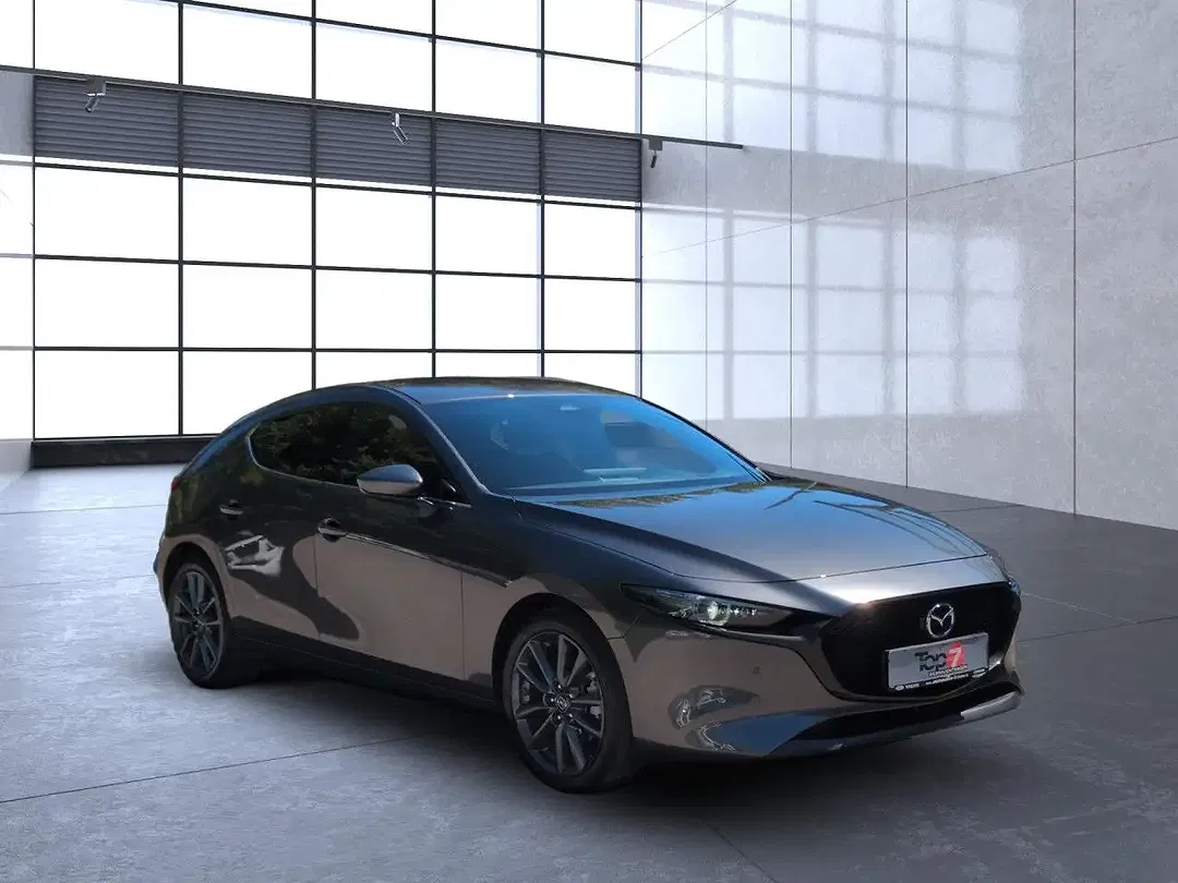 Mazda 3 2.0 e-SKYACTIV-G Centre-Line - Thumbnail 4