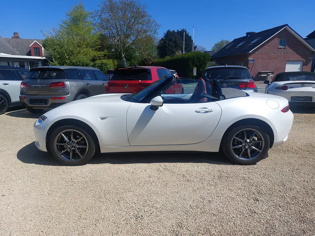 Mazda MX-5 1.5 SKYACTIV-G - Thumbnail 9