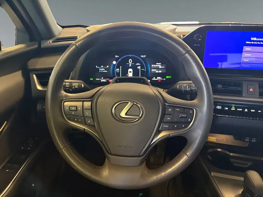 Lexus UX 300h F SPORT Design - Thumbnail 13