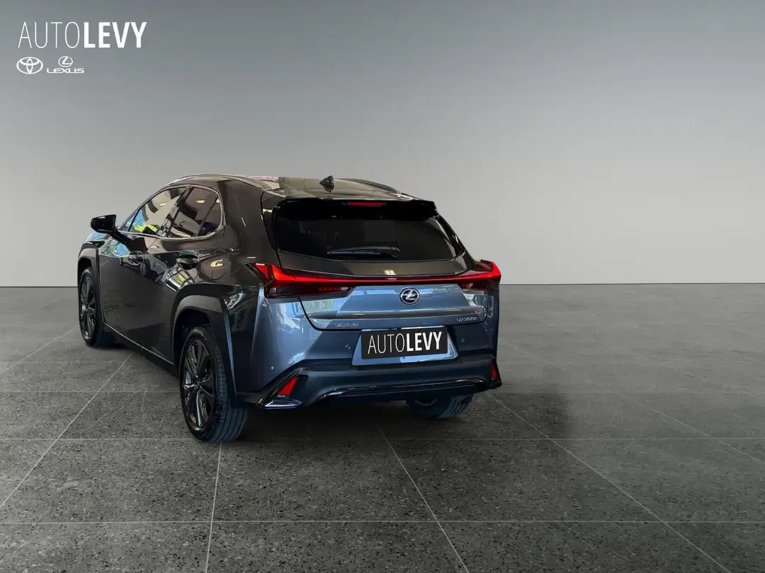 Lexus UX 300h F SPORT Design - Thumbnail 4