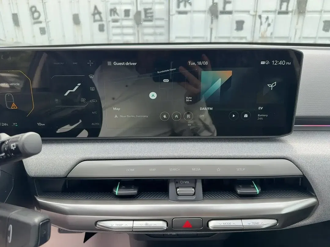 Kia EV4 81.4 kWh Earth - Thumbnail 13