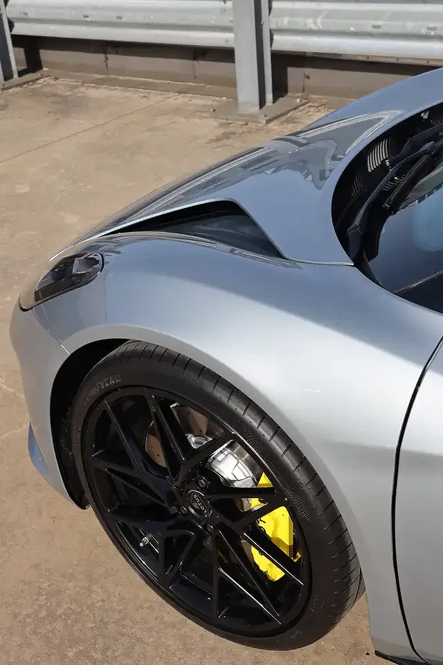 Lotus Emira Turbo SE - Thumbnail 12