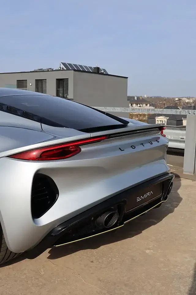 Lotus Emira Turbo SE - Thumbnail 13