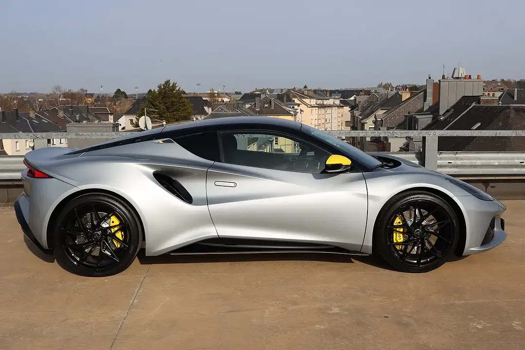 Lotus Emira Turbo SE - Thumbnail 8