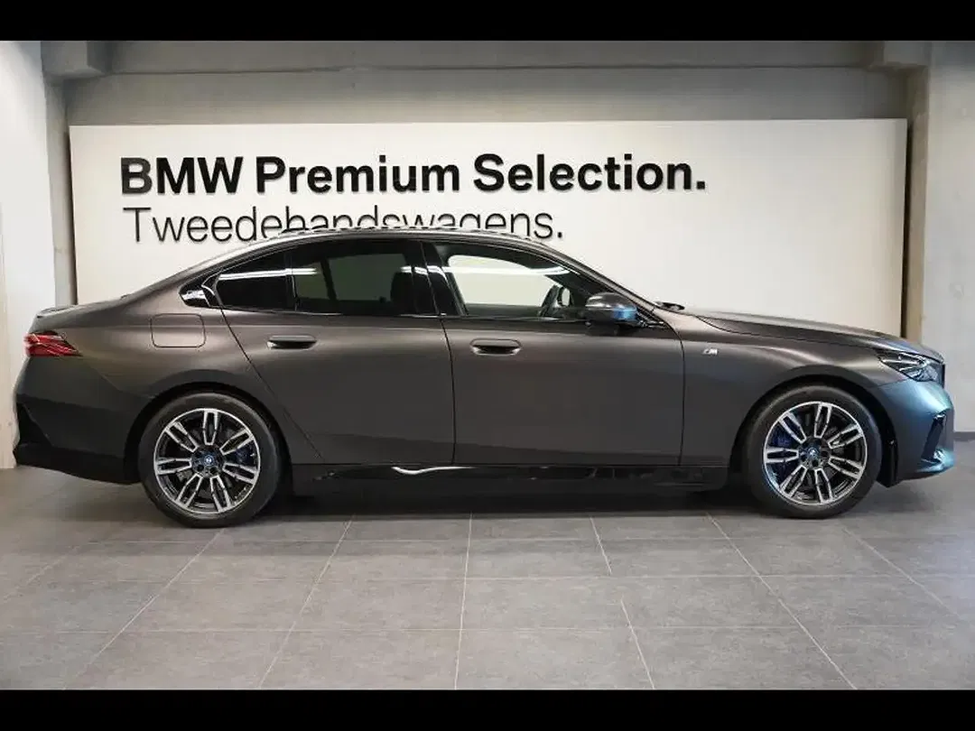 BMW i5 M Pro - foto 2