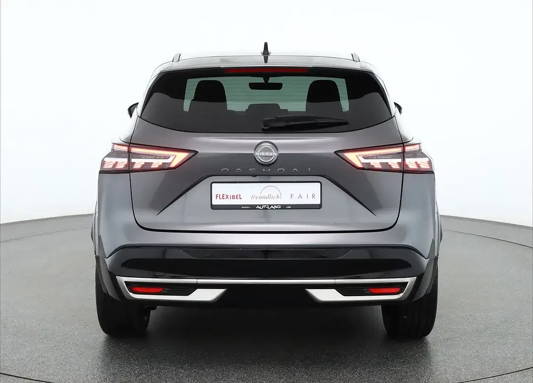 Nissan Qashqai 1.3 DIG-T AUT Tekna - Thumbnail 3