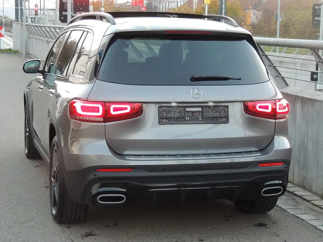 Mercedes-Benz GLB 220 AMG - Thumbnail 5