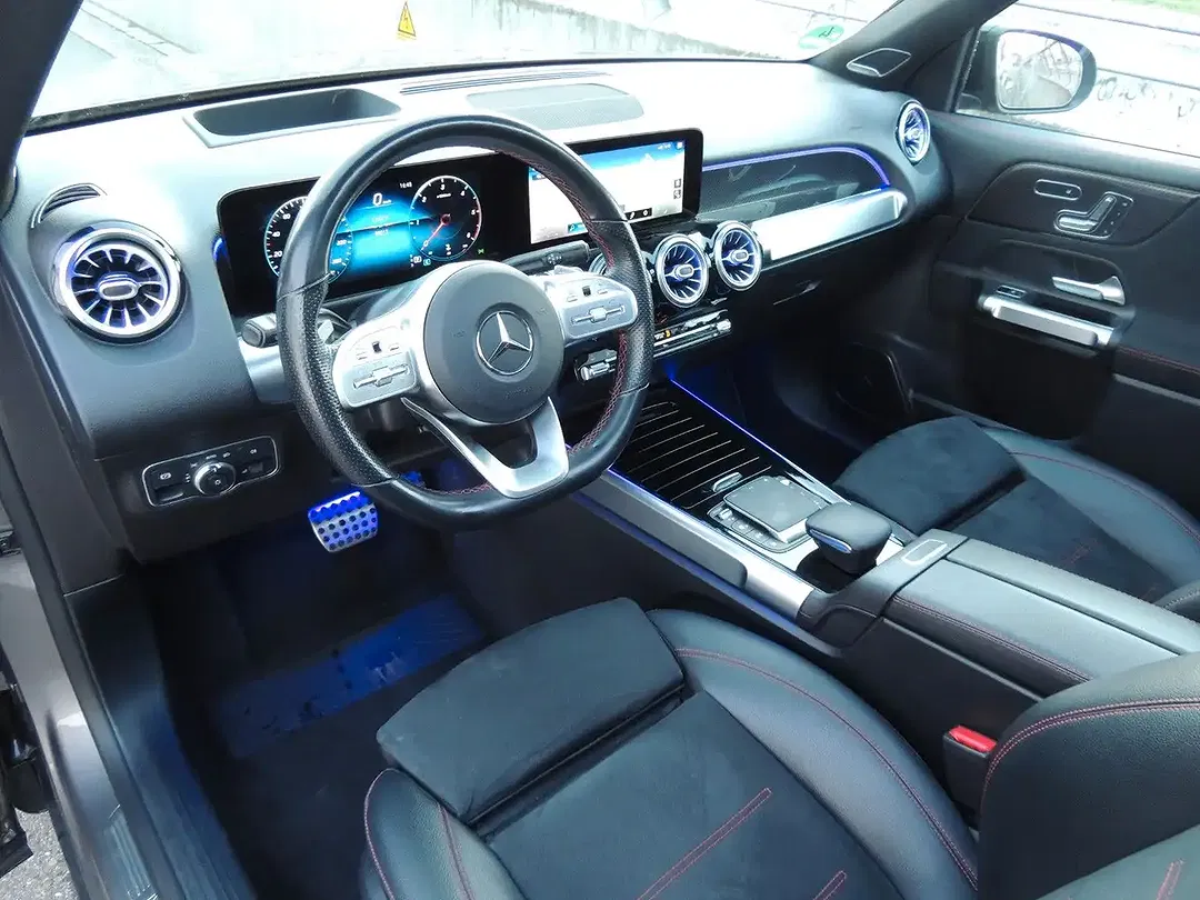 Mercedes-Benz GLB 220 AMG - Thumbnail 7