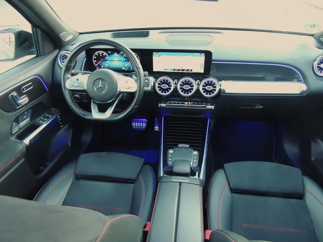 Mercedes-Benz GLB 220 AMG - Thumbnail 8