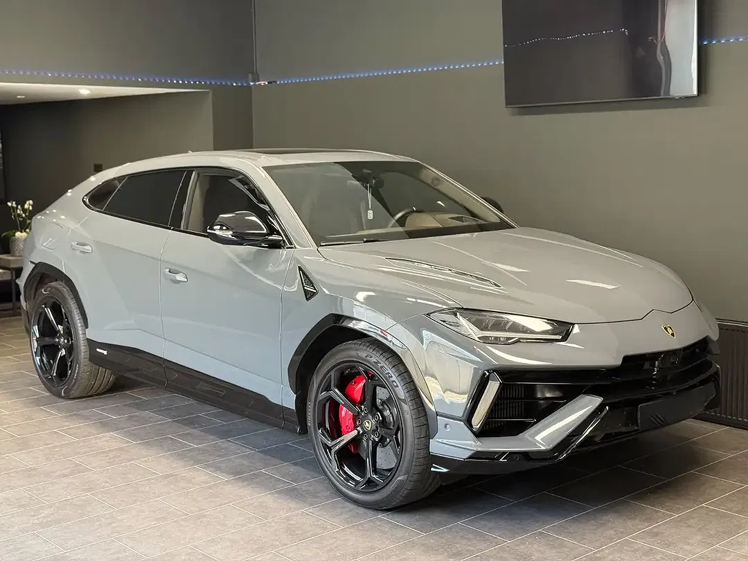Lamborghini Urus S - Thumbnail 4