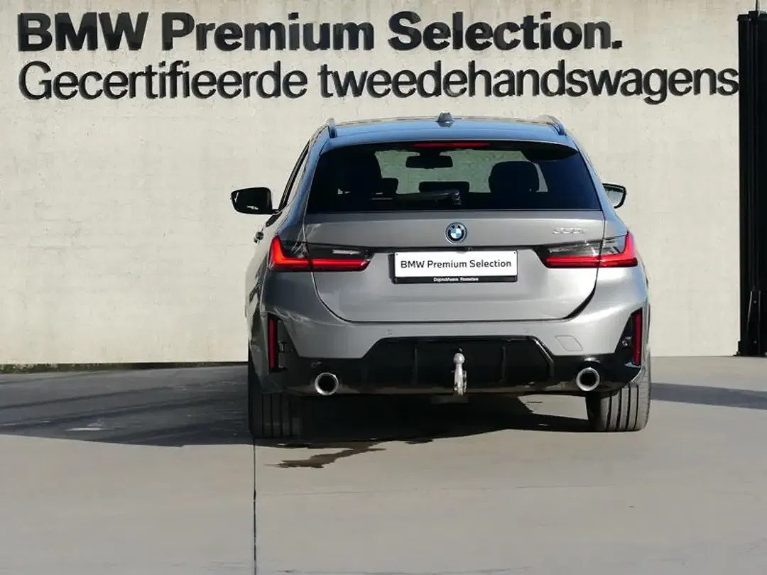 BMW 330 xDrive Touring M Sport - Thumbnail 4