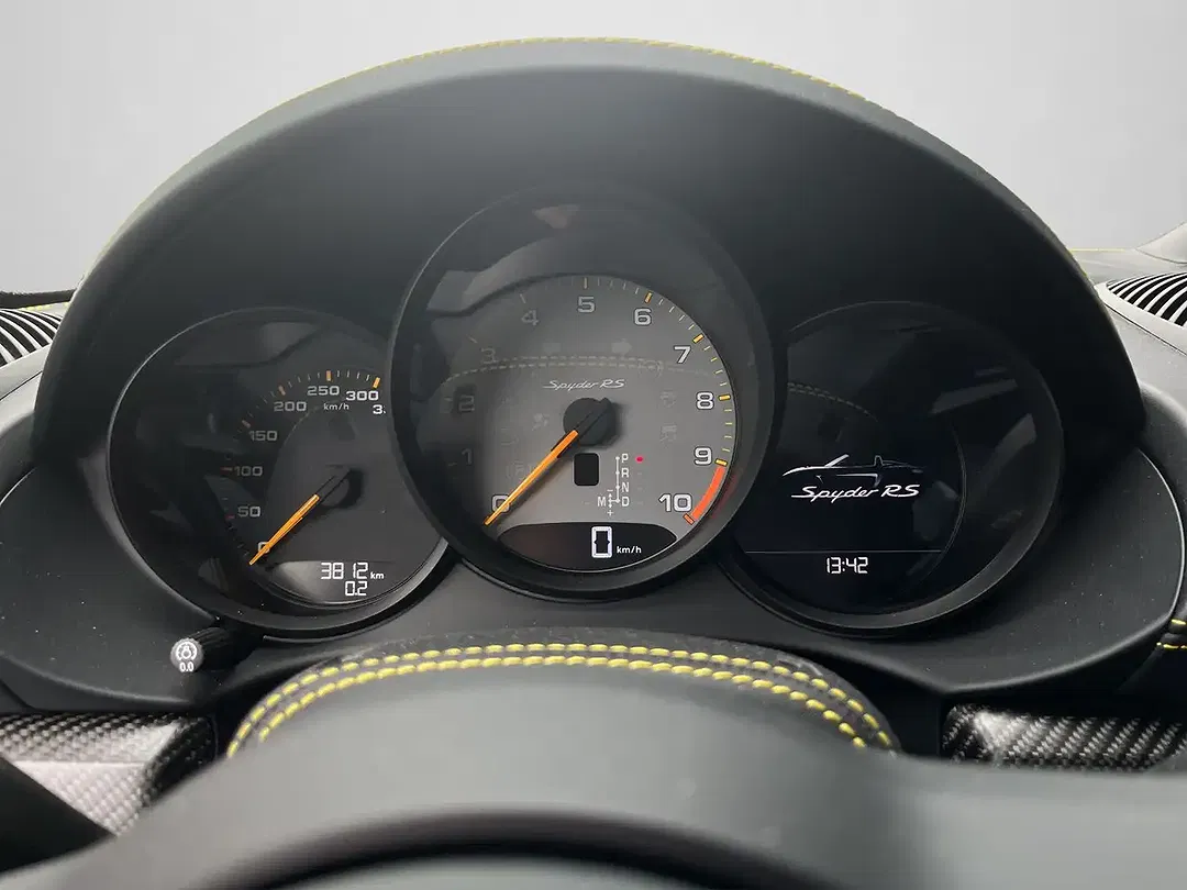 Porsche 718 Spyder RS Sport Chrono - Thumbnail 13