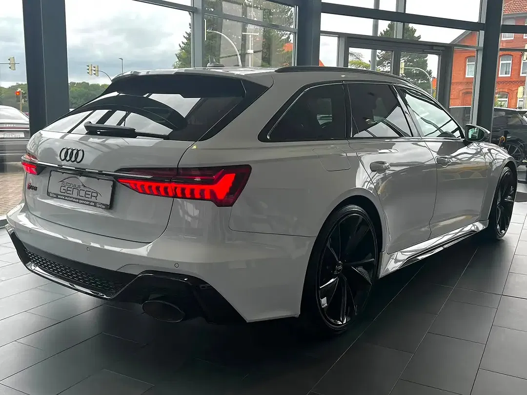 Audi RS6 4.0 TFSI quattro Avant - Thumbnail 4