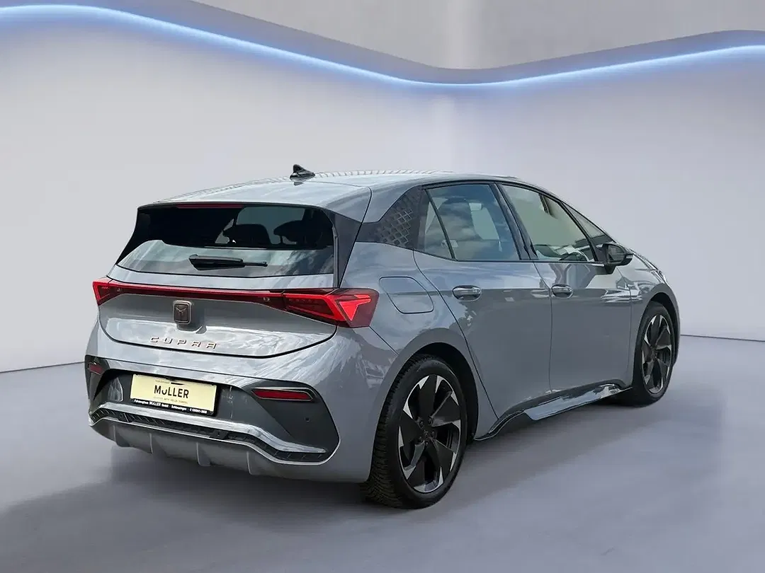 CUPRA Born - Thumbnail 5