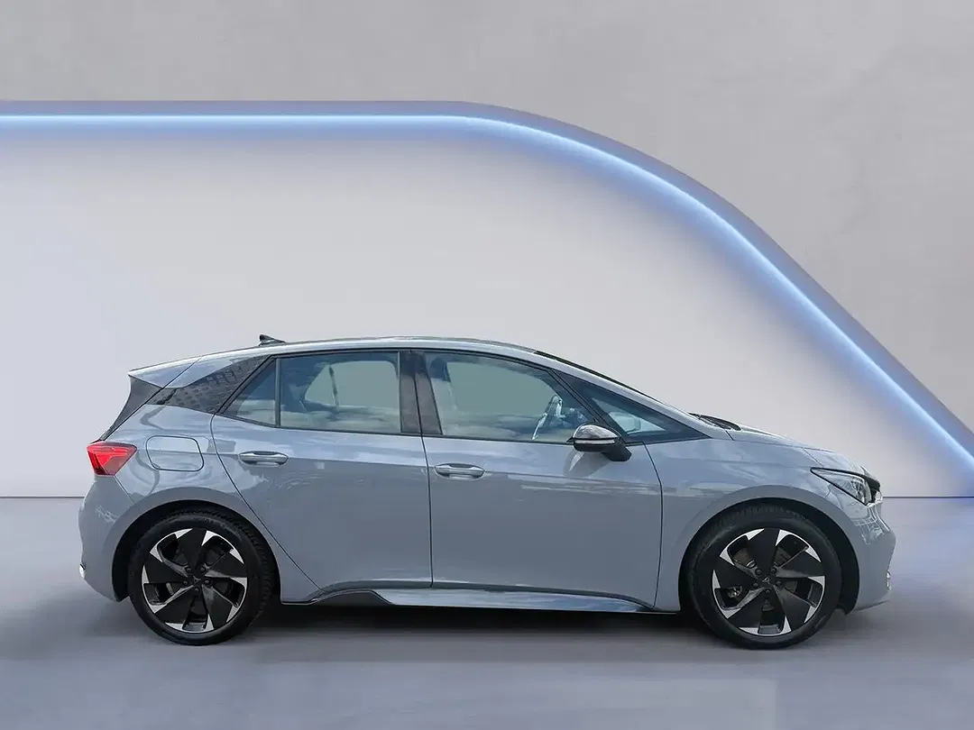 CUPRA Born - Thumbnail 6