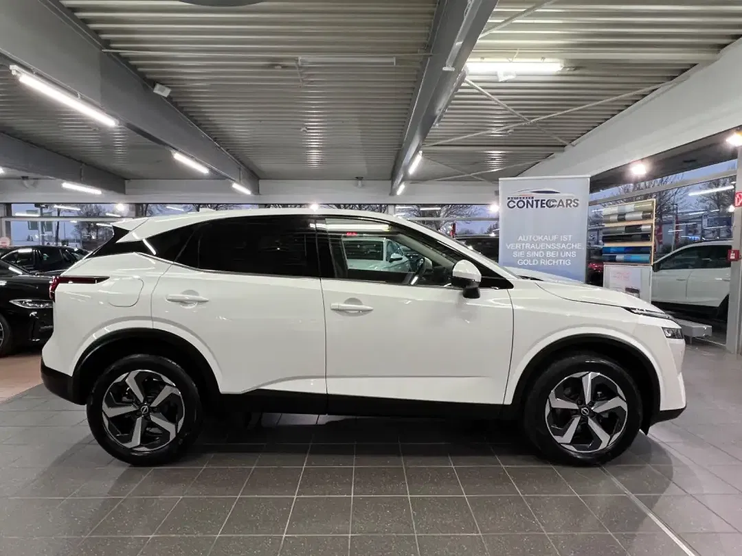 Nissan Qashqai 1.3 DIG-T MHEV Xtronic - Thumbnail 1