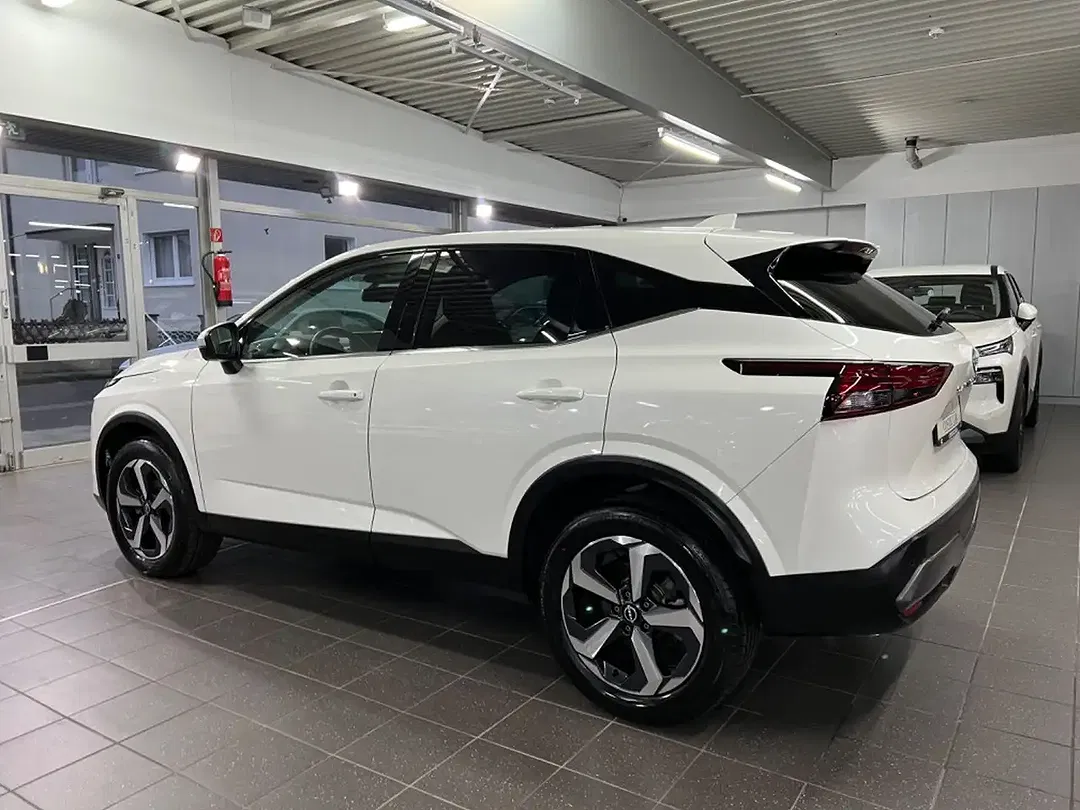 Nissan Qashqai 1.3 DIG-T MHEV Xtronic - Thumbnail 9