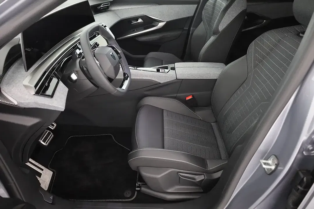 Peugeot 5008 AUT Hybrid GT - Thumbnail 21
