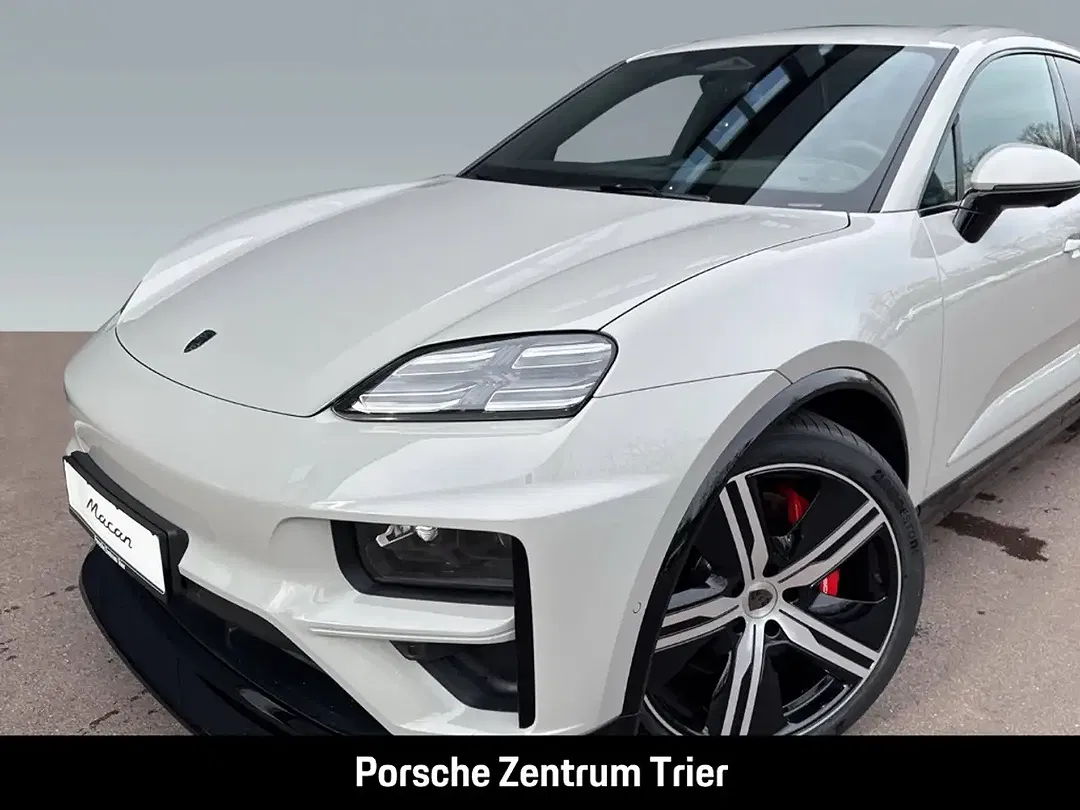 Porsche Macan Turbo - Thumbnail 9