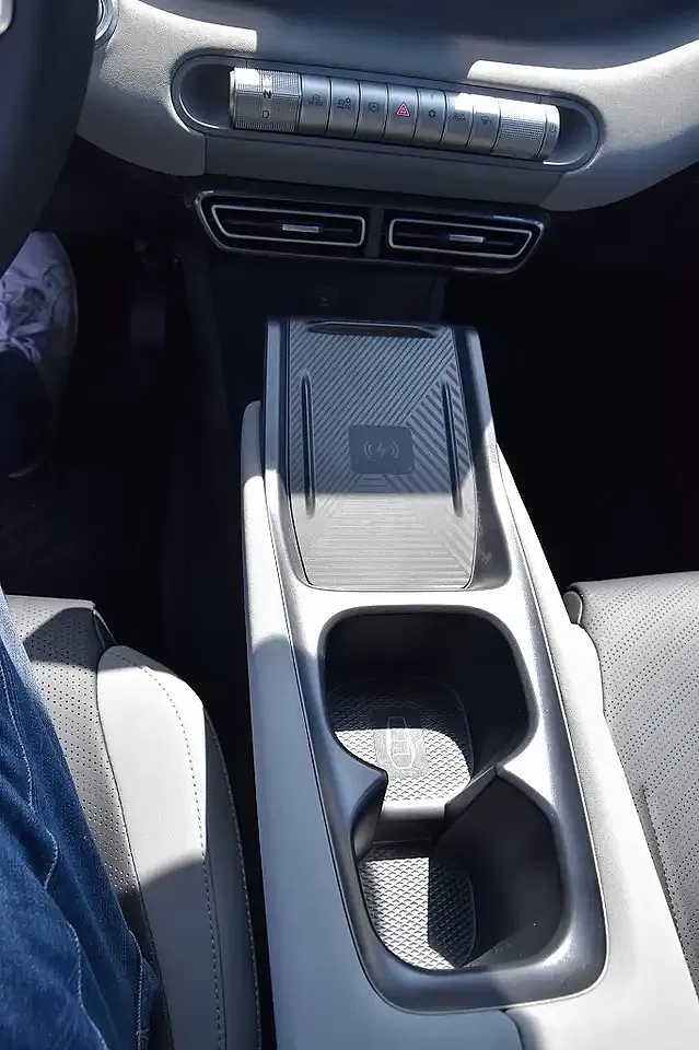 BYD Dolphin Surf 43.2 kWh Comfort - Thumbnail 13