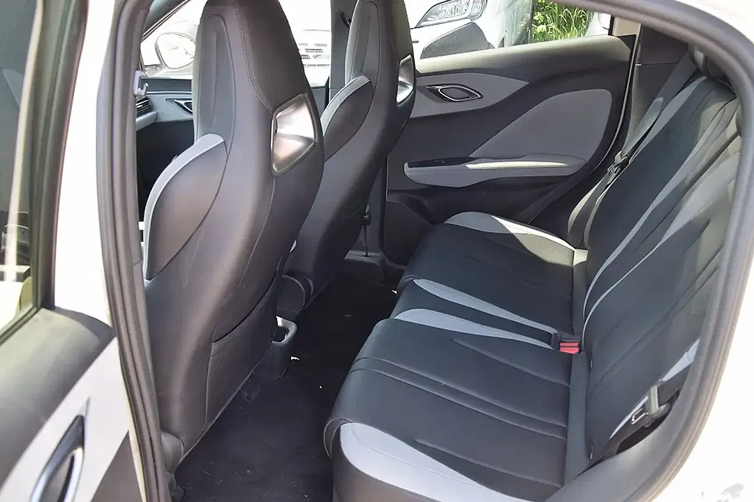 BYD Dolphin Surf 43.2 kWh Comfort - Thumbnail 8